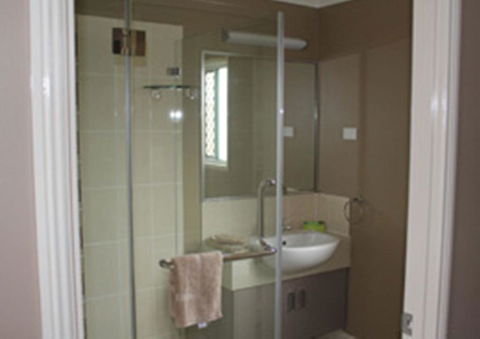 Cosmos Country Motor Inn - Your Accommodation 2