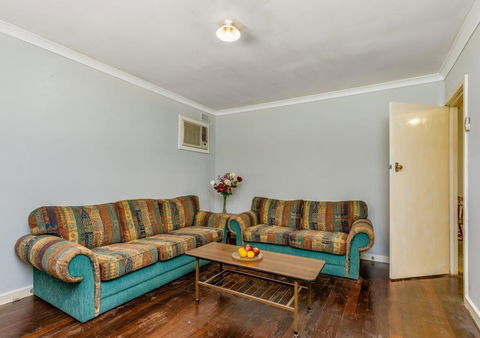 Cosy, Neat And Convenient Holiday House - Your Accommodation 1