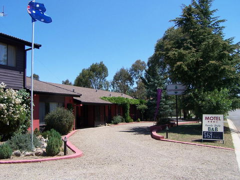 Cottonwood Lodge - Your Accommodation 1