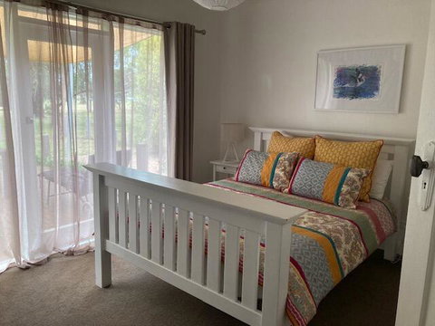 Country Retreat - Your Accommodation 2