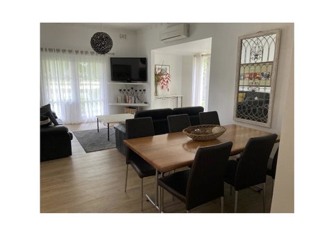 Country Retreat - Your Accommodation 1