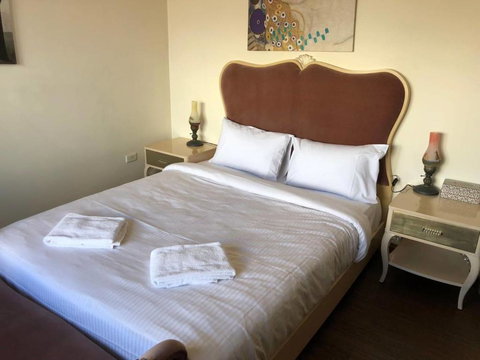 CozyStudioUnit In BeverlyHills (Train Accessible) - Your Accommodation 1