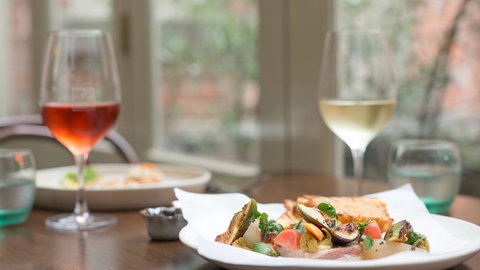 Craig's Royal Hotel - Your Accommodation 3