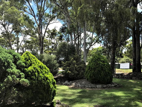 Crows Nest Motel - Your Accommodation 1