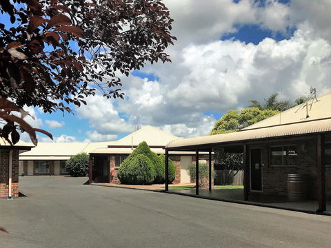 Crows Nest Motel - Your Accommodation 0