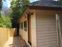 Croydon Station - a Tranquil Retreat