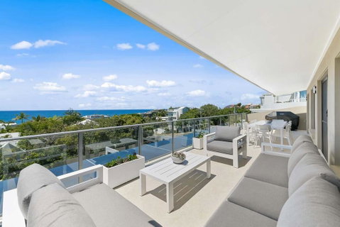 Crystal Shores Sunshine Beach - Your Accommodation 1