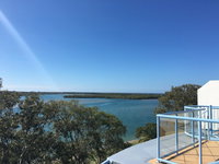 Crystal Waters Picnic Point