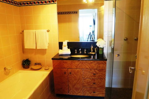 Darling Harbour Escape - Your Accommodation 3