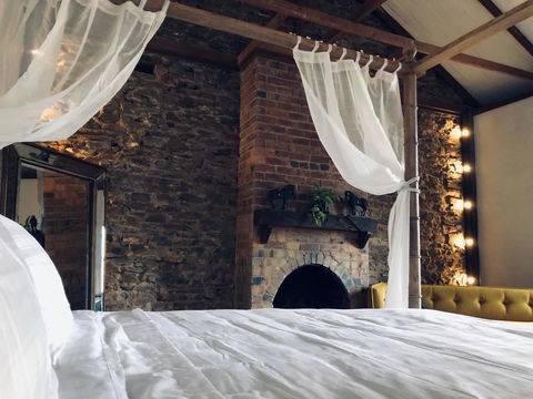 Dawesley Cottage - Your Accommodation 2