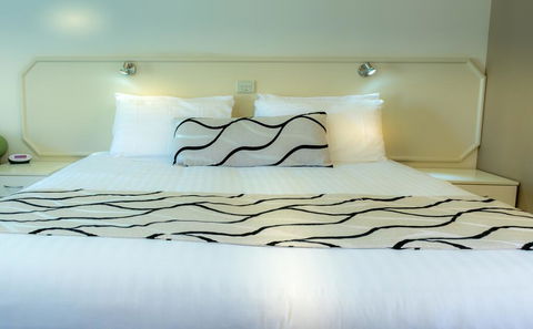 Deniliquin Country Club Motor Inn - Your Accommodation 0