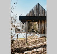 Deviot Boat House - Your Accommodation