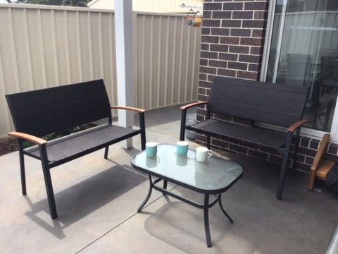 Discover Warilla - Bright And Airy Townhouse Near The Beach And Lake - Your Accommodation 3