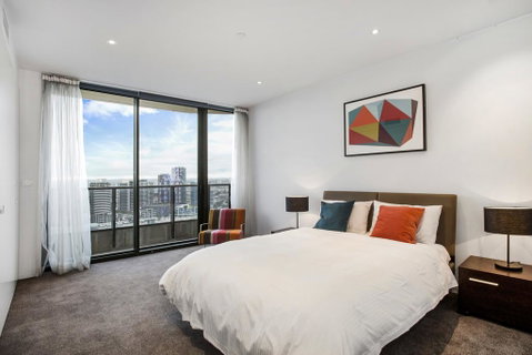 DreamHost At Dock 5 Sub-Penthouse - Your Accommodation 3