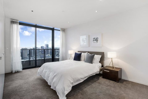DreamHost At Dock 5 Sub-Penthouse - Your Accommodation 1