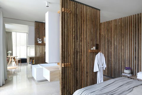 Drift House - Your Accommodation 1