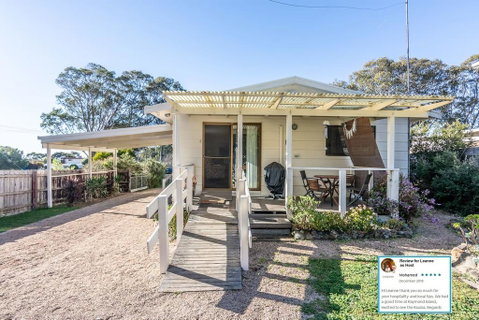 Eagle Bay Cottage - Your Accommodation 3