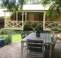 Edge Of The Forest Motel and Cottage - Your Accommodation