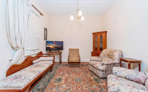 Eliza 1875 Red Brick Duplex Townhouse - Your Accommodation 2
