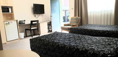 Elizabeth Motor Inn - Your Accommodation 2