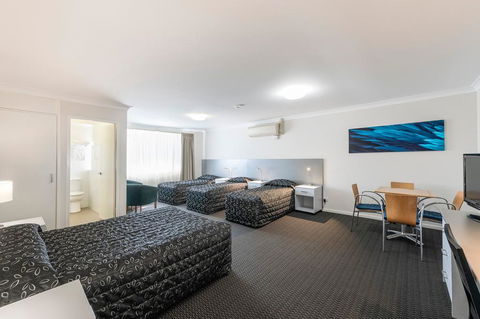 Elizabeth Motor Inn - Your Accommodation 3