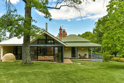 Elm Tree Lodge Beechworth - Your Accommodation 2