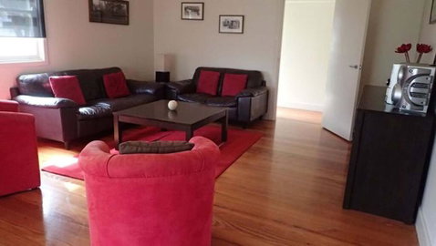 Elouera - Your Accommodation 0