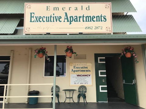Emerald Executive Apartments - Your Accommodation 2