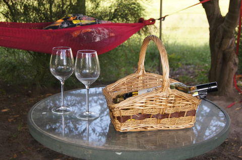 Emerald Hills Cottage - Your Accommodation 2