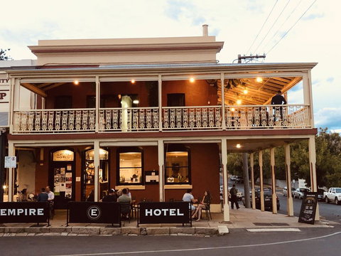 Empire Hotel Beechworth - Your Accommodation 1