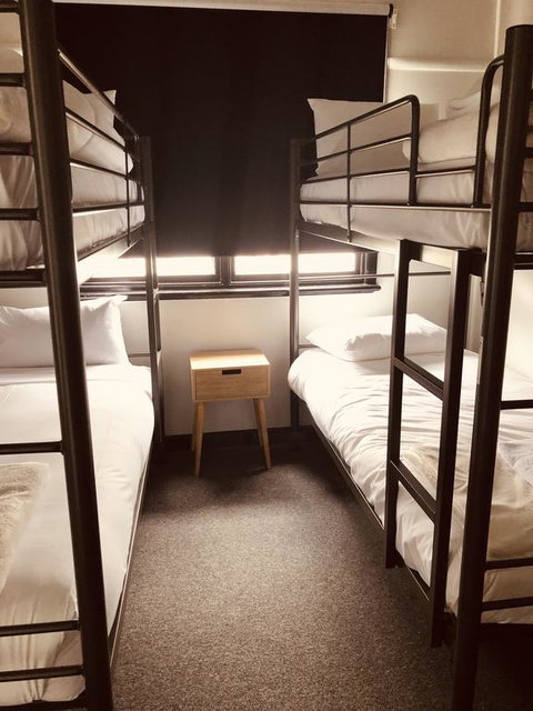 Empire Hotel Beechworth - Your Accommodation 3