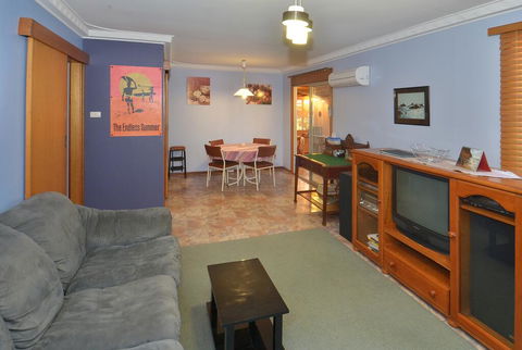 Endless Summer - Your Accommodation 3