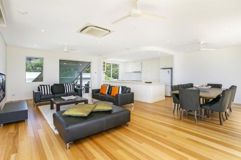 Enjoy The Views, Sunshine Beach - Your Accommodation 1