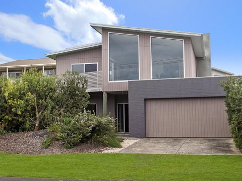 ESCAPE 2 BROPHY - Your Accommodation 1