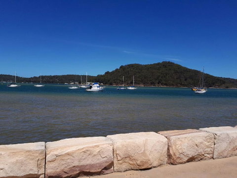 Ettalong Beach Motel - Your Accommodation 0