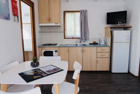 Euroa Caravan Park - Your Accommodation 2