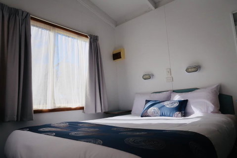 Euroa Caravan Park - Your Accommodation 1