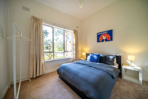 Evergreen On Franklin-Family Friendly - Wifi - Unique - Your Accommodation 3