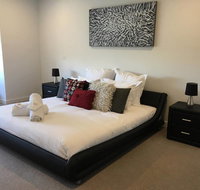 Executive Mansion Spring Racing Melbourne Cup - Your Accommodation