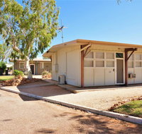 Exmouth Villas Unit 33 - Renovated Holiday Villa a Short Walk from Town Centre - Your Accommodation