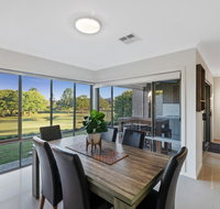 Fairway Village  Windaroo Lakes Golf Club - Your Accommodation