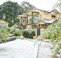 Falls Mountain Retreat Blue Mountains - Your Accommodation