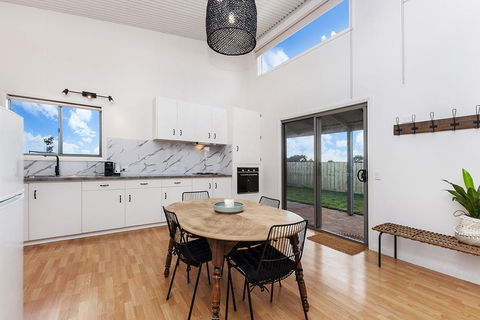 Farnham Lodge - Your Accommodation 3