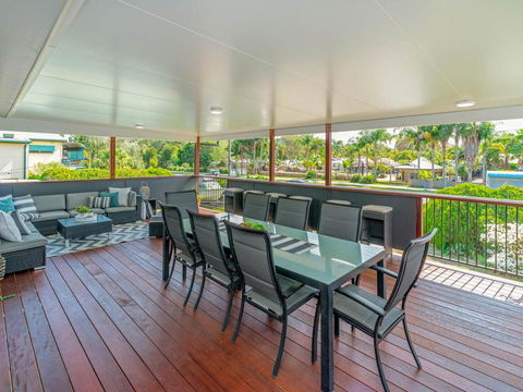 Finlay's Retreat - Pet Friendly House - Yamba - Your Accommodation 0