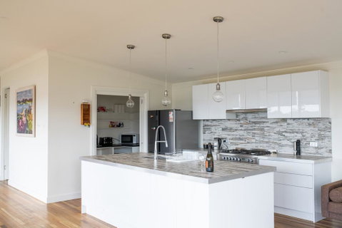 Five Bed, Five Bath, Five Star View - 2 Mins To CBD - Wentworth Estate - Your Accommodation 2