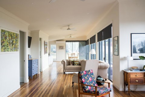 Five Bed, Five Bath, Five Star View - 2 Mins To CBD - Wentworth Estate - Your Accommodation 1