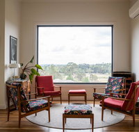 Five Bed Five Bath Five Star View - 2 Mins to CBD - Wentworth Estate - Your Accommodation
