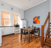 Five Ways CBD Apartment - Spacious Wifi Free Parking - Your Accommodation