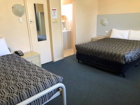 Flinders Motel - Your Accommodation 3