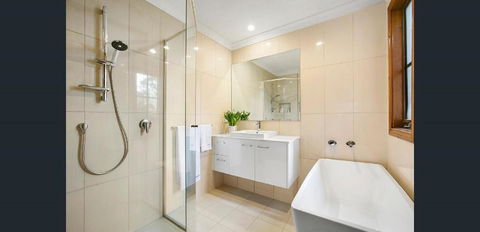 Floraison Red Hill - Your Accommodation 2